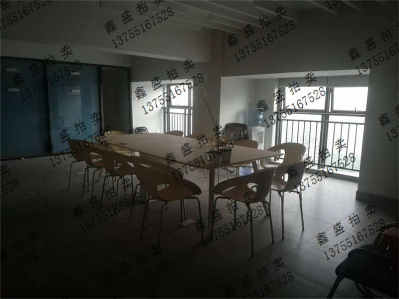 山水華景家苑法拍房B座1704、1706、1707、1708號房及室內(nèi)家具物品