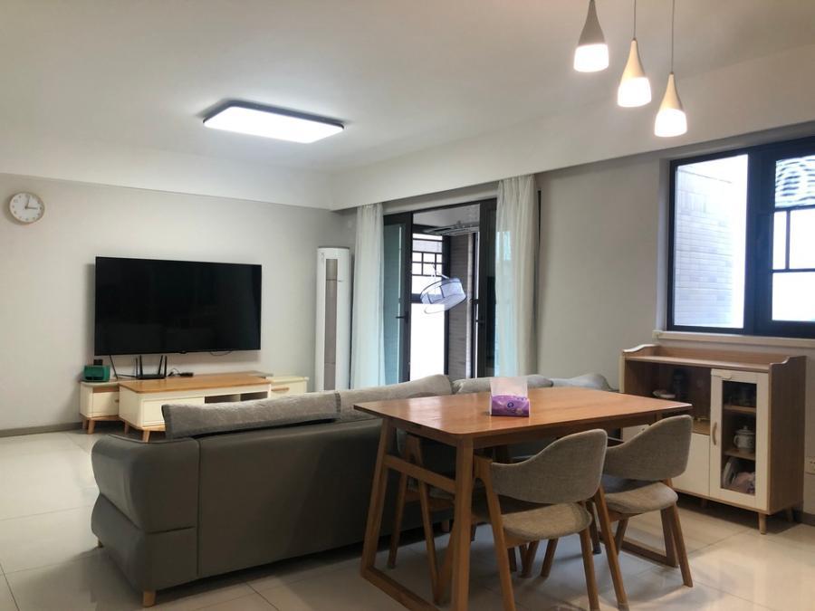 時(shí)代傾城五期（玫瑰園社區(qū)六）法拍房82#、83#棟3404室