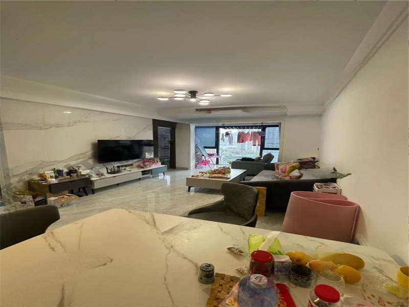 振業(yè)城法拍房二期5棟1504號及室內(nèi)家具家電（雙學(xué)區(qū)）