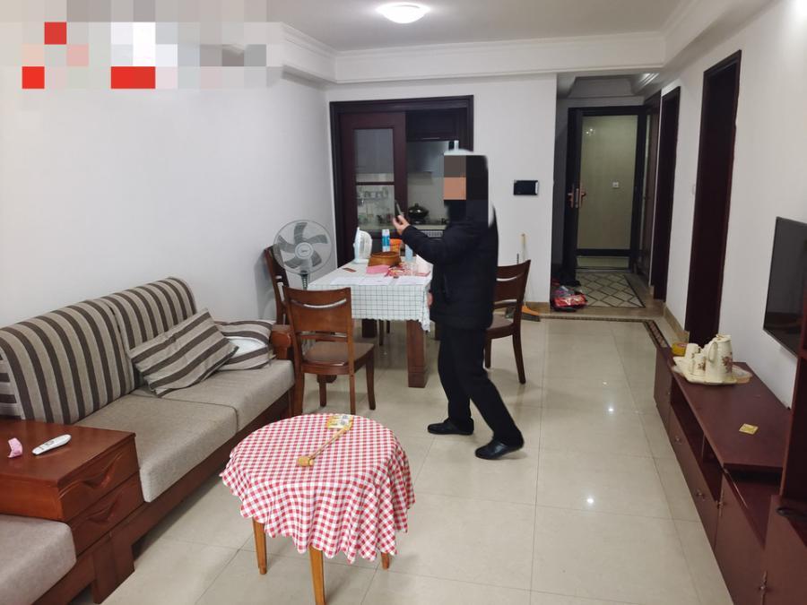 中海國際社區(qū)一期（中海江御名園）法拍房一期金楠街3、4棟2203號