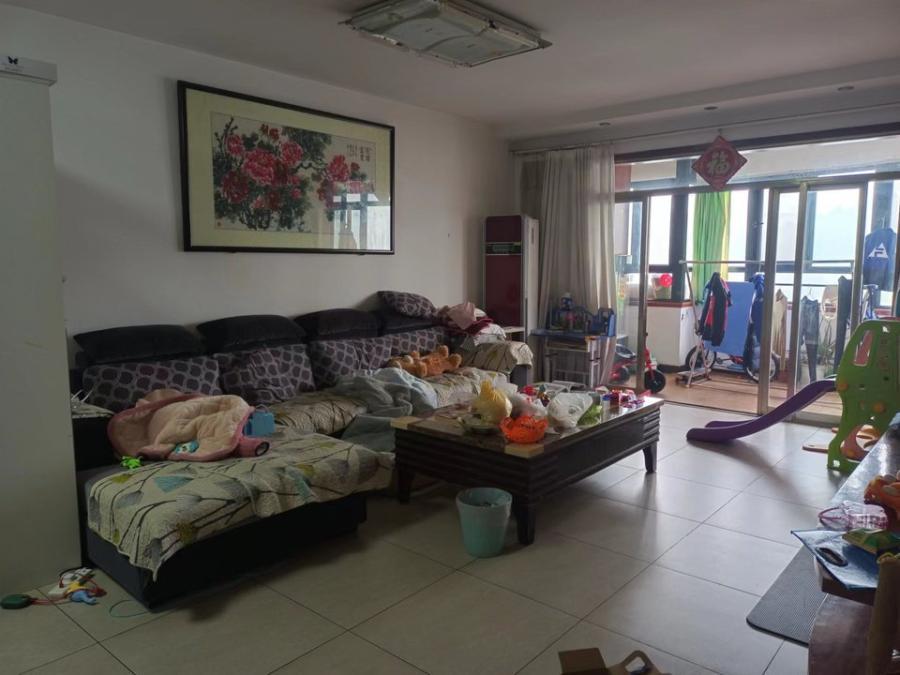 同發(fā)南國新城法拍房A、B、C、D棟505室