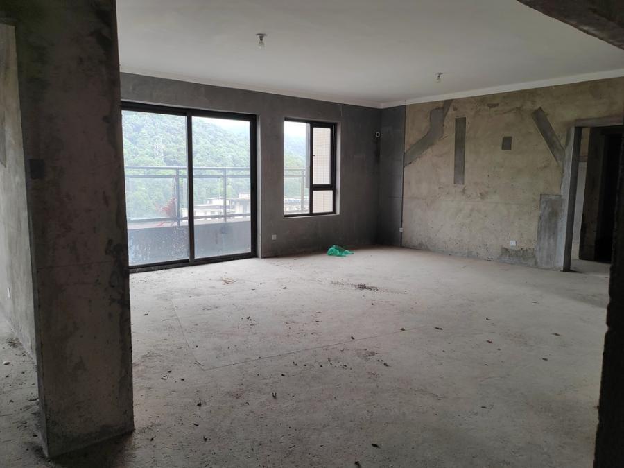 梅溪正榮府（正榮梅溪山湖苑）法拍房17棟1103號（雙學(xué)區(qū)）