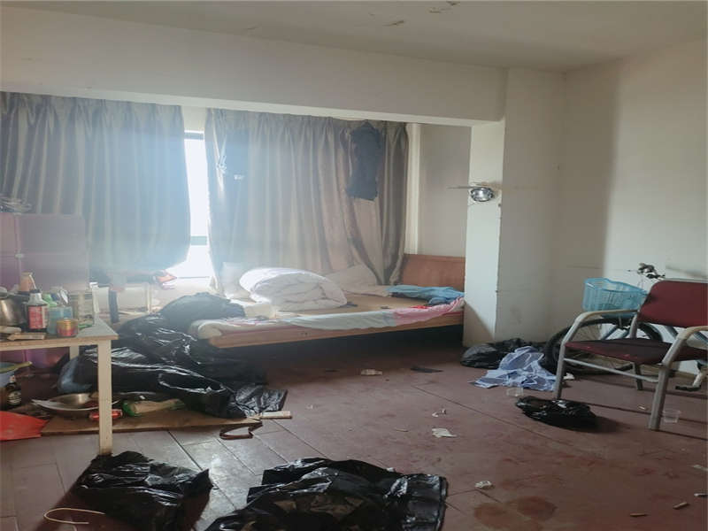 金典商務(wù)中心法拍房1、2、3、4棟611號(hào)