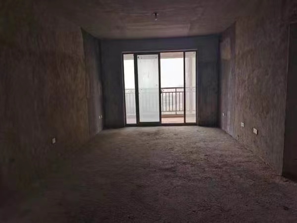 江濱家園華庭苑（華苑）法拍房5棟302室、304室