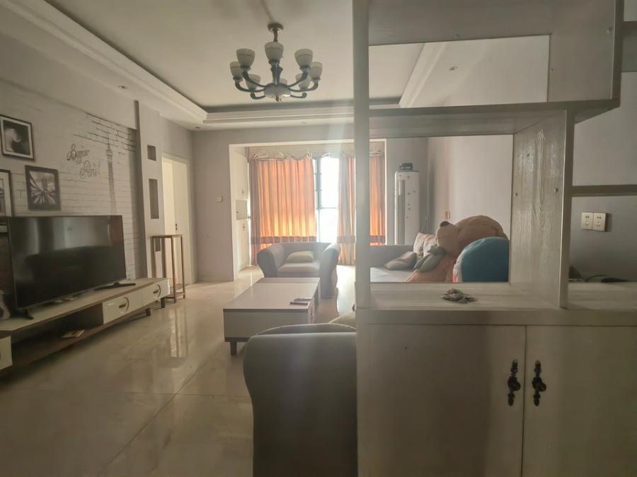 富基世紀(jì)公園法拍房41#、42#棟2405室