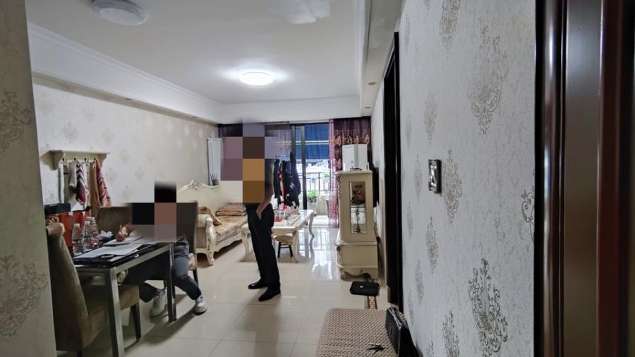 中海國際社區(qū)一期（中海江御名園）法拍房一期金楠街13、14棟1002室及室內家具電器