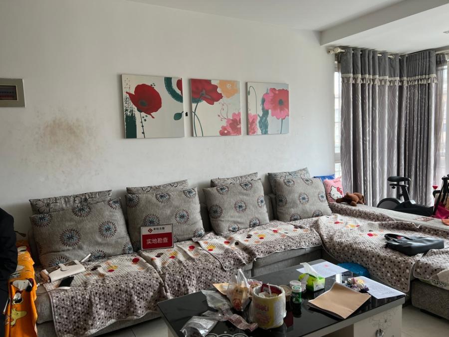 鑫天山城明珠法拍房2棟1707、1708室