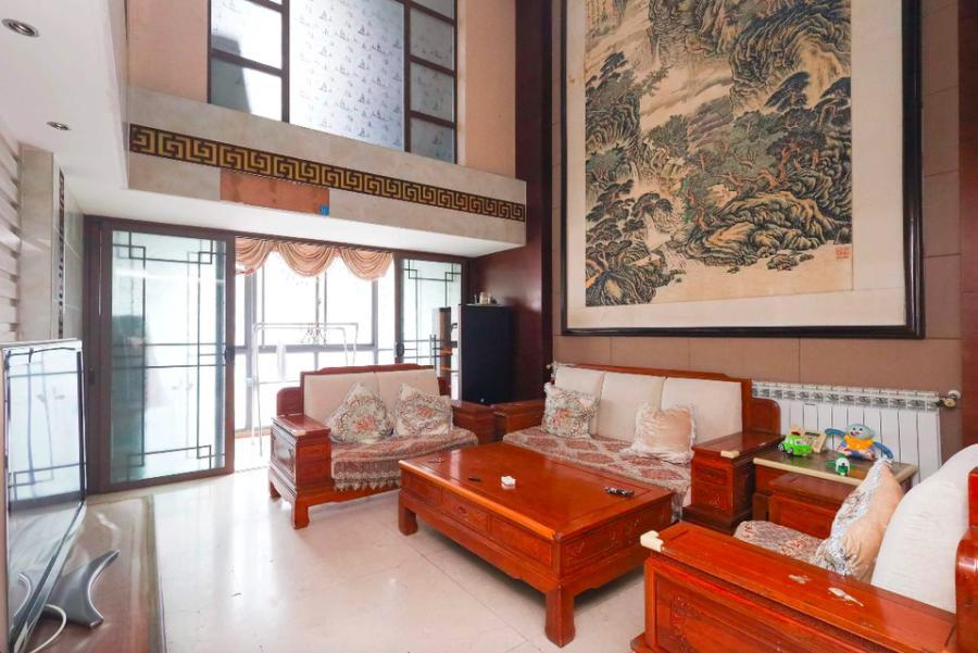 金麓國(guó)際小區(qū)（金麓商務(wù)廣場(chǎng)）法拍房3、4棟2803房