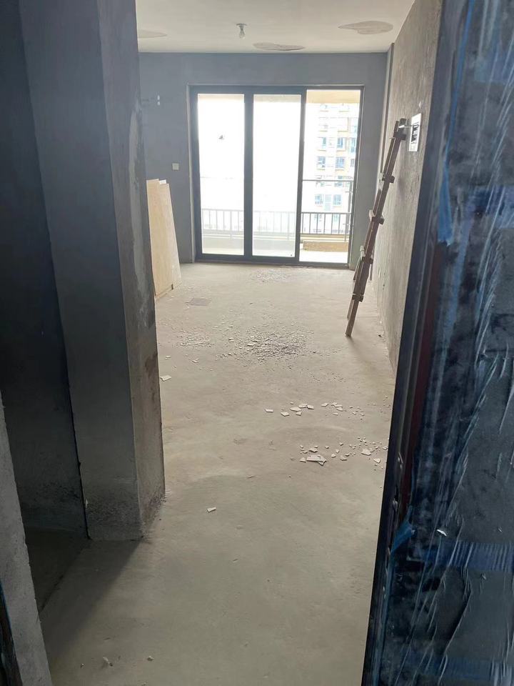 明發(fā)國際城(明發(fā)商業(yè)廣場)法拍房南側(cè)住宅1#棟3302號 明發(fā)國際城(明發(fā)商業(yè)廣場)法拍房南側(cè)住宅1#棟3302號