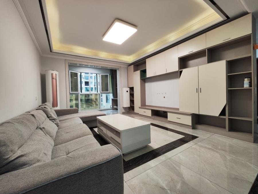 富基世紀(jì)公園法拍房75#、76#棟604室及房屋內(nèi)家具家電