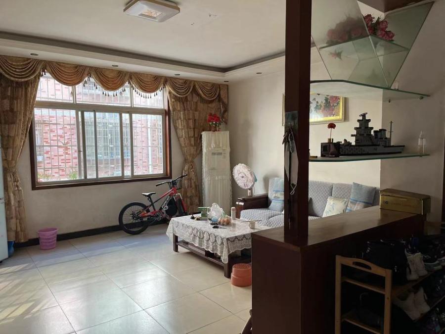 城東小區(qū)(星城社區(qū)安置房)法拍房B7棟16號(hào)301號(hào) 城東小區(qū)(星城社區(qū)安置房)法拍房B7棟16號(hào)301號(hào)