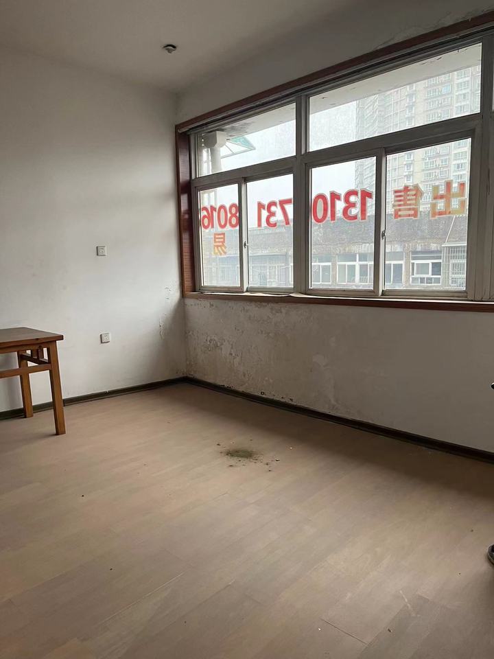 開源鑫閣法拍房4D棟214、314、414室