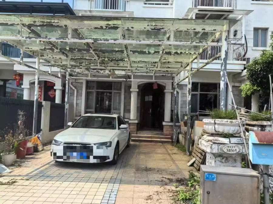（5.5折 別墅）長(zhǎng)沙碧桂園翠漾花岸三街法拍房38、50、52、56、58、60、62、66號(hào)156室及室內(nèi)物品