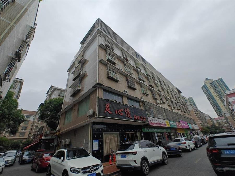 （整棟收租）松雅小區(qū)松雅安置區(qū)法拍房B-14棟21、22、23、24號全部房產(chǎn)